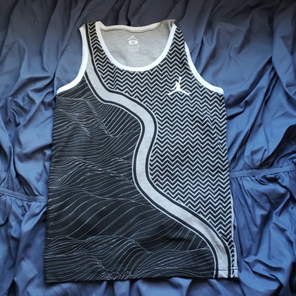 Jordan boy's tank top dark grey Medium & Large NEW